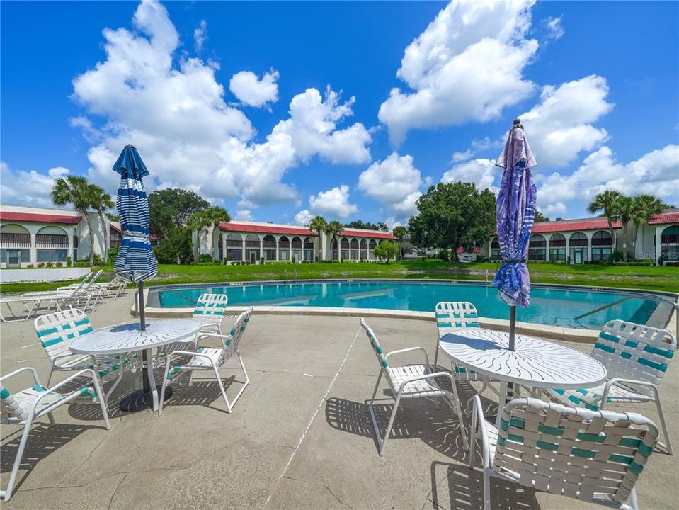 待售: $154,900 (2 贝兹, 2 浴室, 1600 平方英尺)