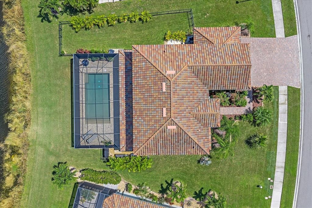 На продажу: $985,000 (6 спален, 3 ванн, 3563 Квадратных фут)