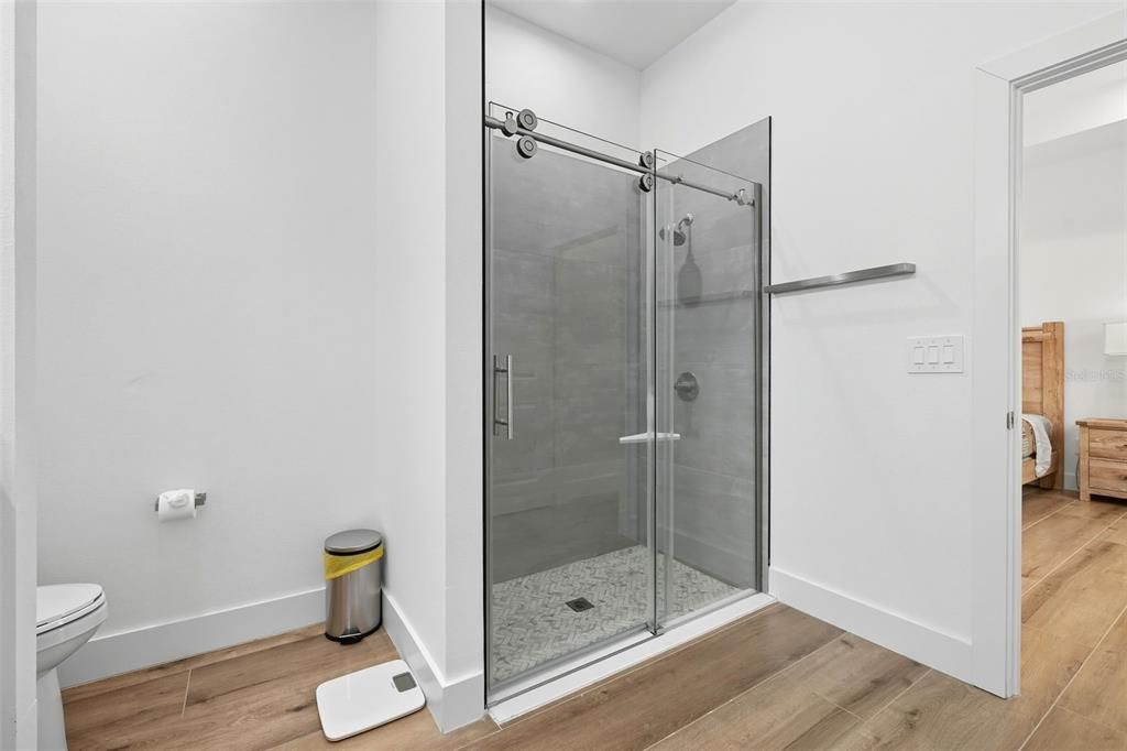 待售: $575,000 (4 贝兹, 2 浴室, 1922 平方英尺)