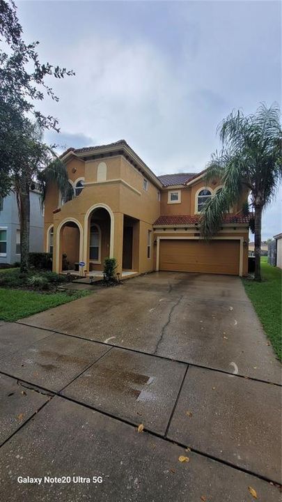 For Rent: $3,750 (6 beds, 5 baths, 3512 Square Feet)