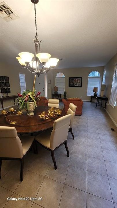 For Rent: $3,750 (6 beds, 5 baths, 3512 Square Feet)