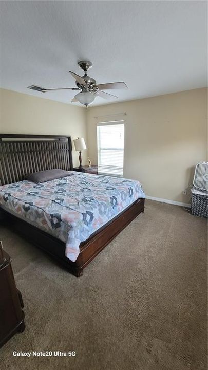 For Rent: $3,750 (6 beds, 5 baths, 3512 Square Feet)