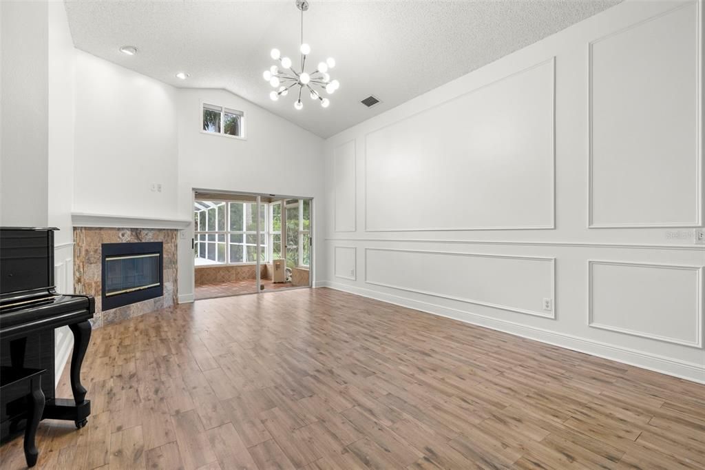 For Sale: $529,000 (3 beds, 2 baths, 1419 Square Feet)