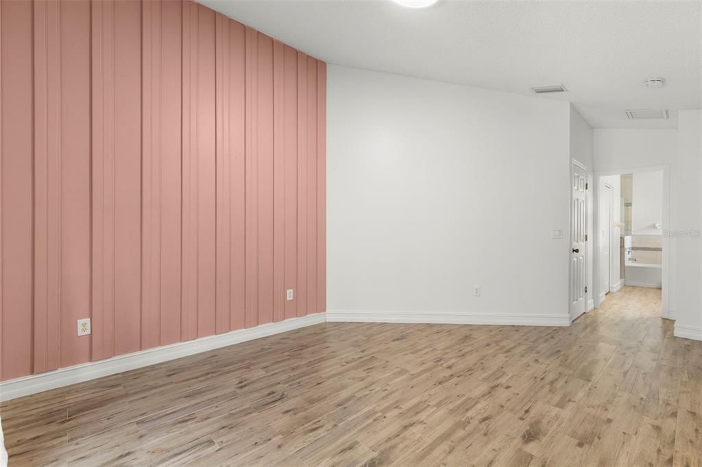 For Sale: $529,000 (3 beds, 2 baths, 1419 Square Feet)