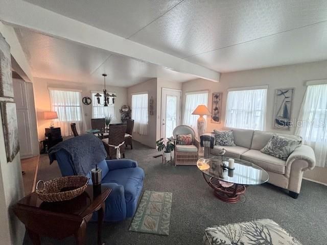 Activo con contrato: $145,000 (2 camas, 2 baños, 1268 Pies cuadrados)