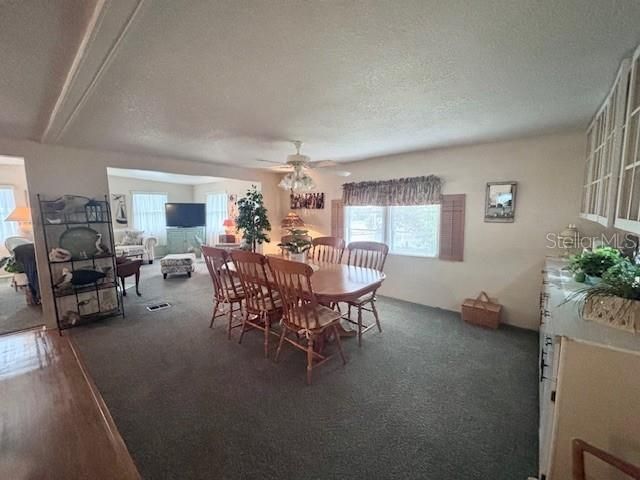 Activo con contrato: $145,000 (2 camas, 2 baños, 1268 Pies cuadrados)