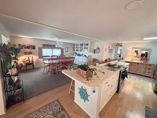 Activo con contrato: $145,000 (2 camas, 2 baños, 1268 Pies cuadrados)