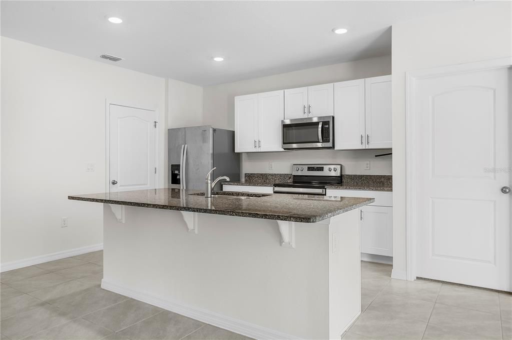 En Venta: $365,000 (3 camas, 2 baños, 1690 Pies cuadrados)