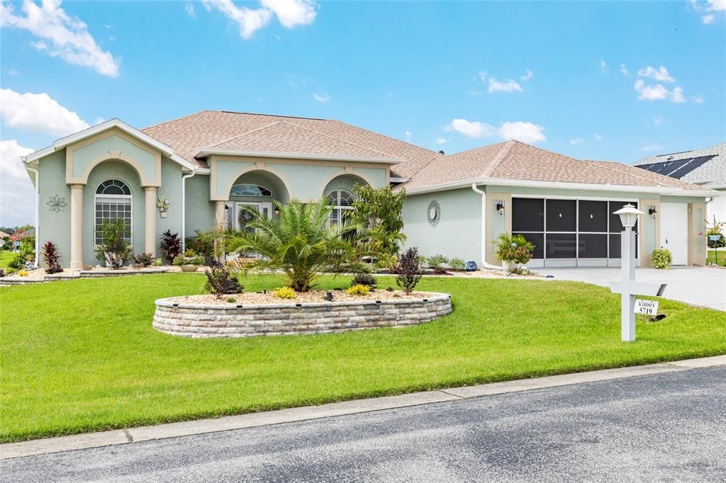 На продажу: $369,000 (2 спален, 2 ванн, 1876 Квадратных фут)