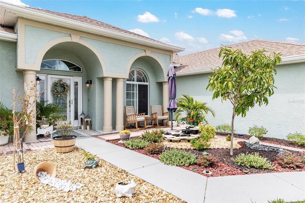 На продажу: $369,000 (2 спален, 2 ванн, 1876 Квадратных фут)