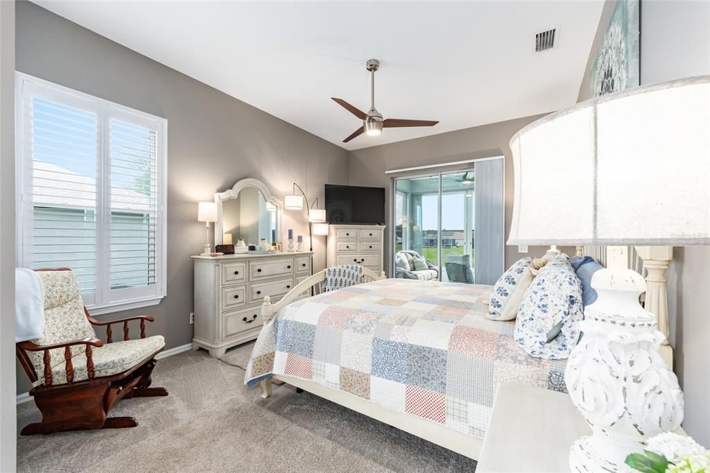 На продажу: $369,000 (2 спален, 2 ванн, 1876 Квадратных фут)