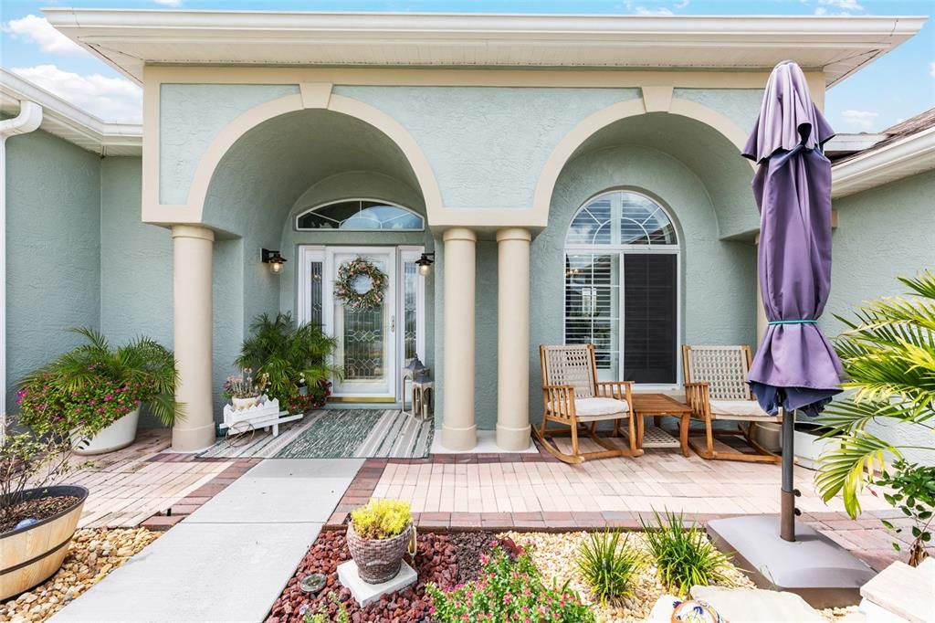 На продажу: $369,000 (2 спален, 2 ванн, 1876 Квадратных фут)