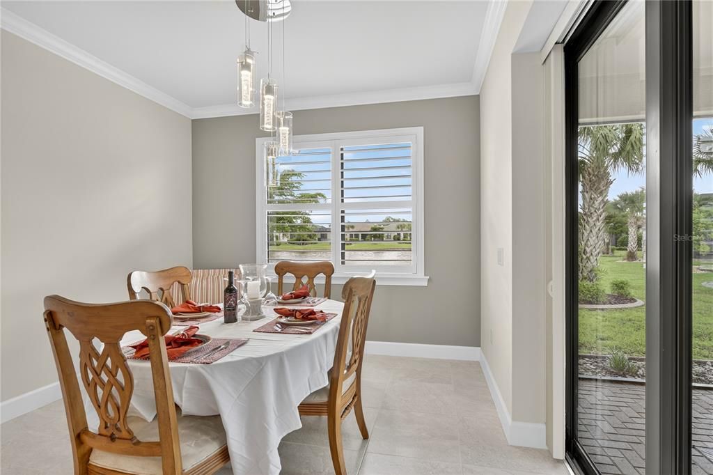 Activo con contrato: $455,000 (3 camas, 2 baños, 1997 Pies cuadrados)