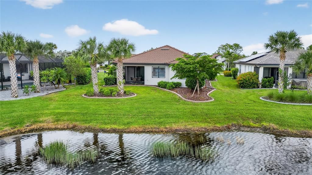 Activo con contrato: $455,000 (3 camas, 2 baños, 1997 Pies cuadrados)