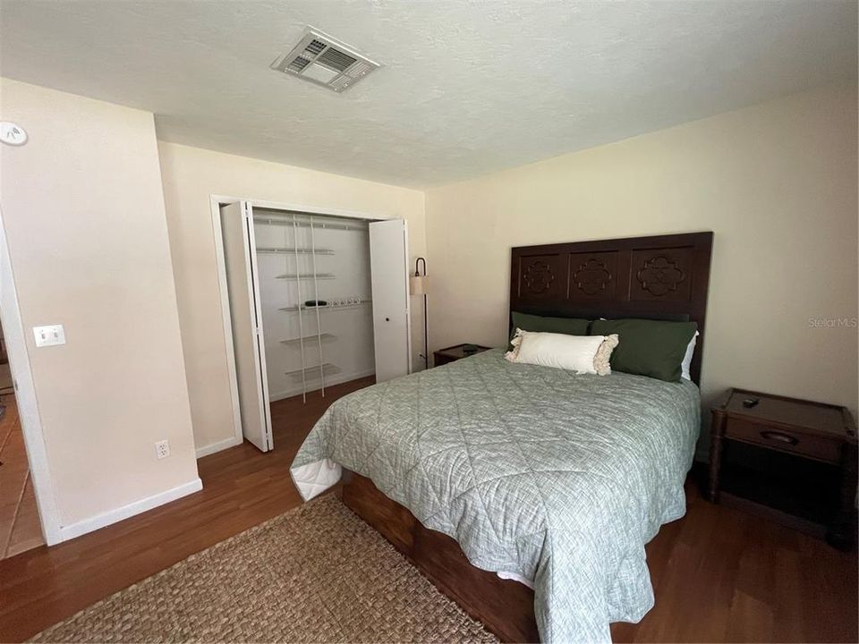 出租: $1,850 (3 贝兹, 2 浴室, 1983 平方英尺)