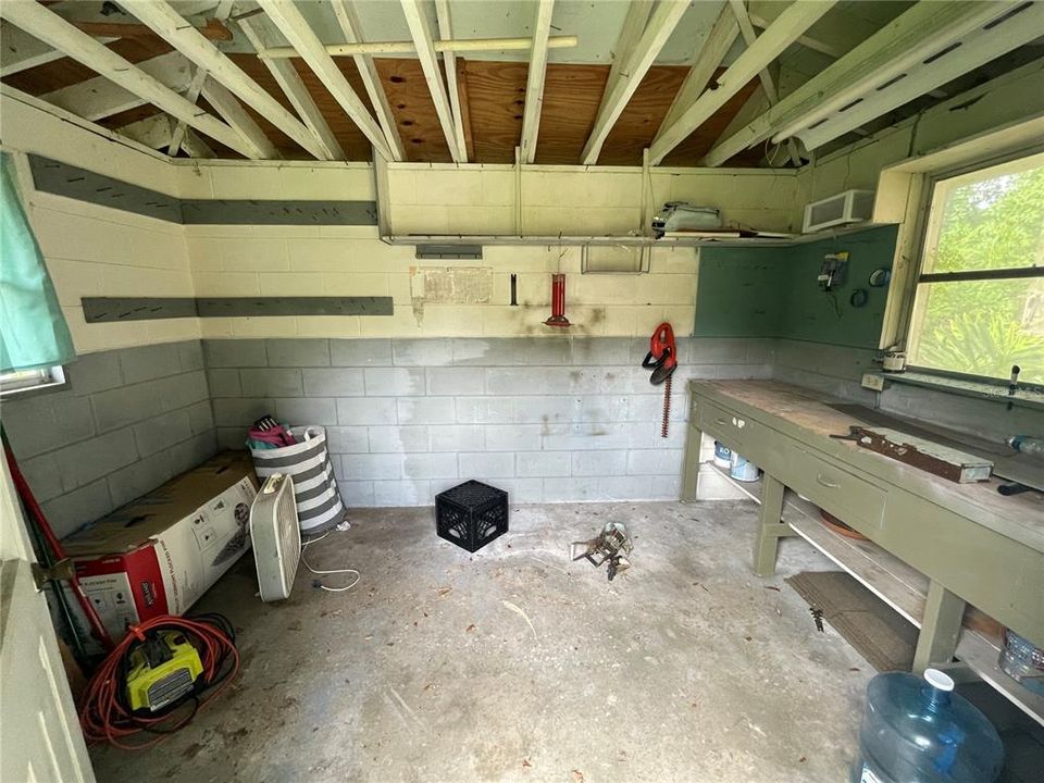 出租: $1,850 (3 贝兹, 2 浴室, 1983 平方英尺)