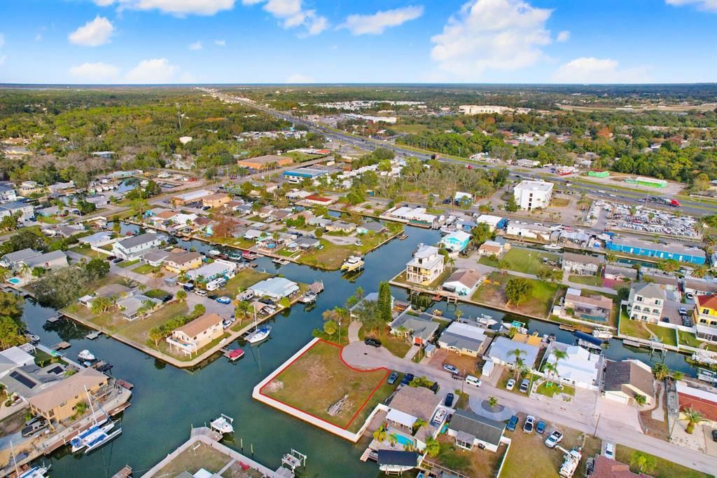 合同活跃: $350,000 (0.26 acres)