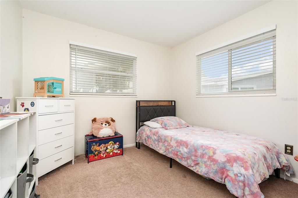 En Venta: $285,000 (4 camas, 1 baños, 1300 Pies cuadrados)