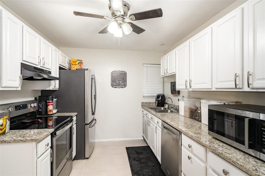 En Venta: $285,000 (4 camas, 1 baños, 1300 Pies cuadrados)