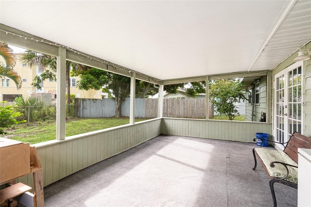 En Venta: $285,000 (4 camas, 1 baños, 1300 Pies cuadrados)