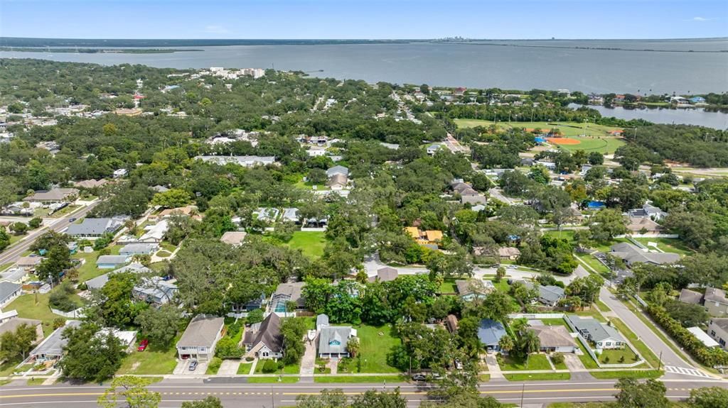 En Venta: $349,500 (0.11 acres)