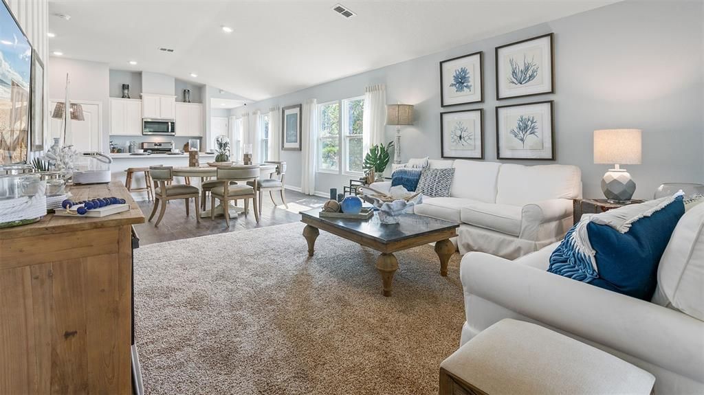 Active With Contract: $341,990 (4 beds, 2 baths, 1778 Square Feet)