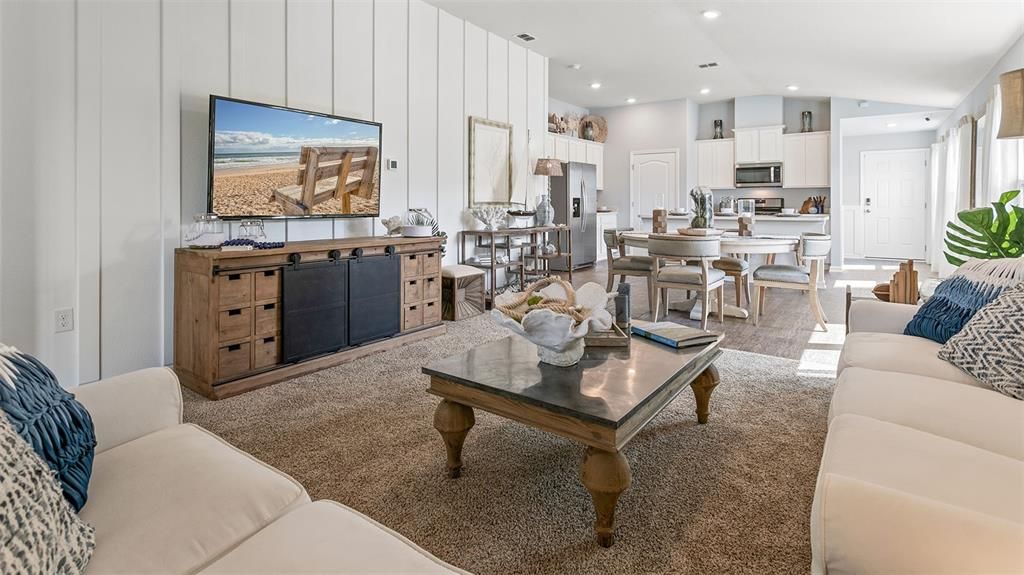 Active With Contract: $341,990 (4 beds, 2 baths, 1778 Square Feet)