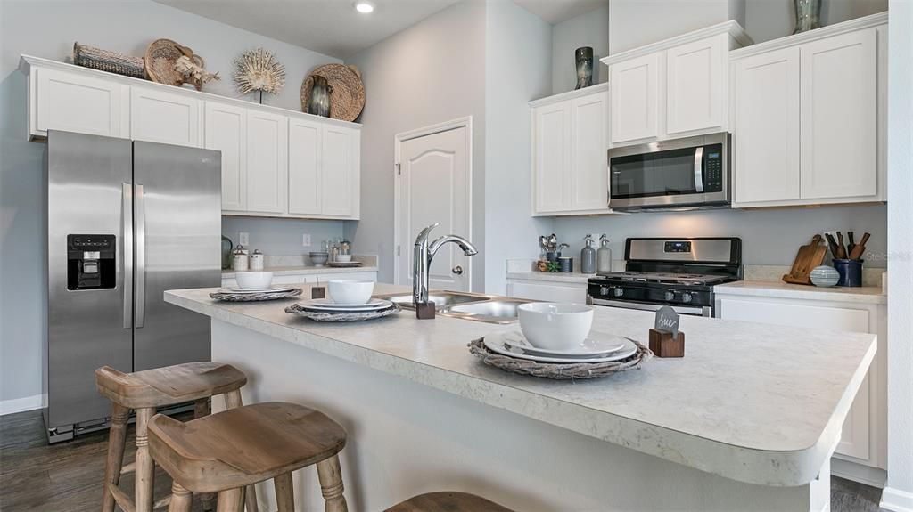 Active With Contract: $341,990 (4 beds, 2 baths, 1778 Square Feet)