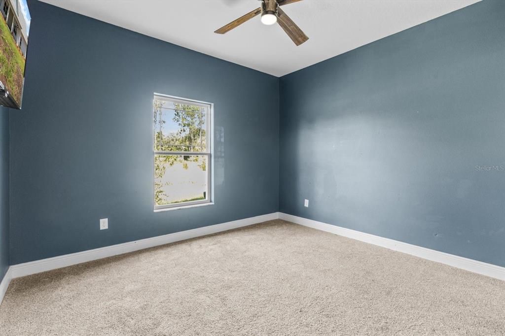 待售: $645,000 (4 贝兹, 2 浴室, 2451 平方英尺)