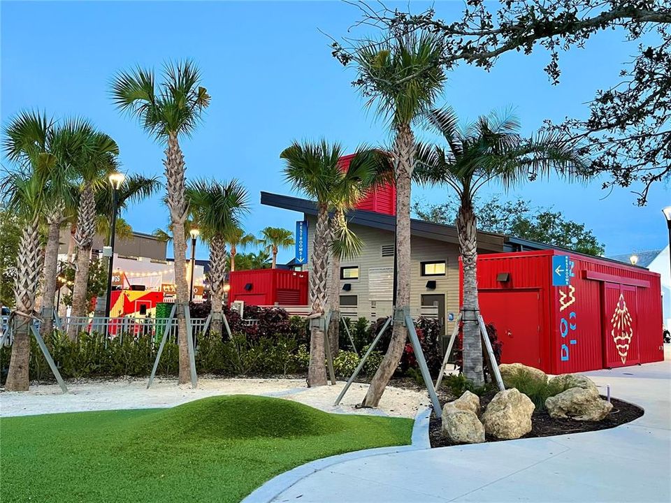 Activo con contrato: $524,999 (3 camas, 3 baños, 2214 Pies cuadrados)