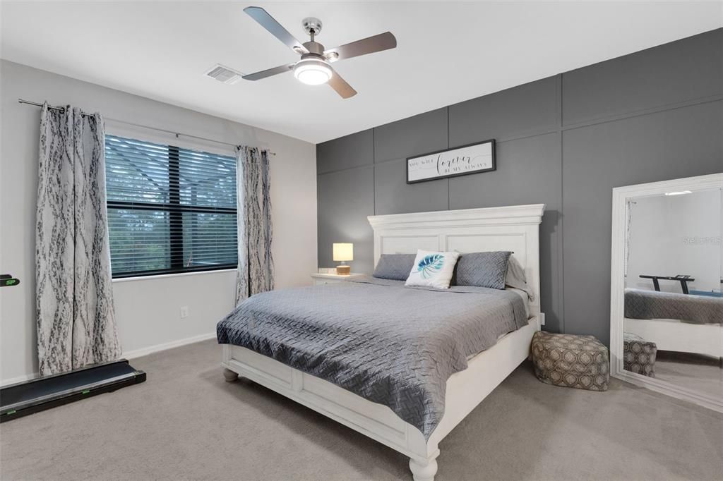 Activo con contrato: $524,999 (3 camas, 3 baños, 2214 Pies cuadrados)