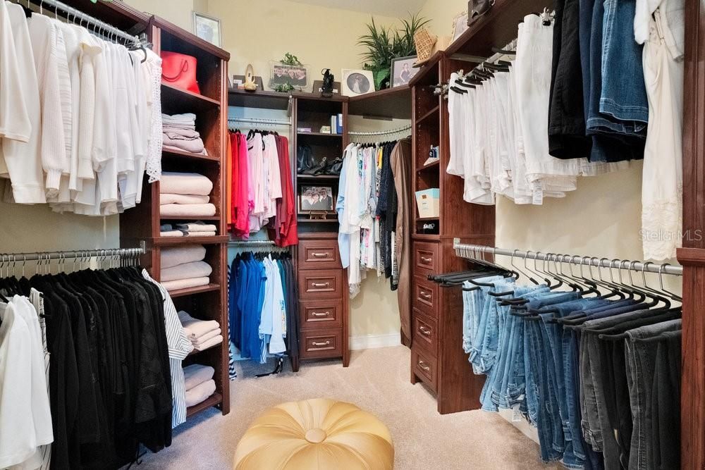 Active With Contract: $570,000 (2 beds, 2 baths, 2173 Square Feet)