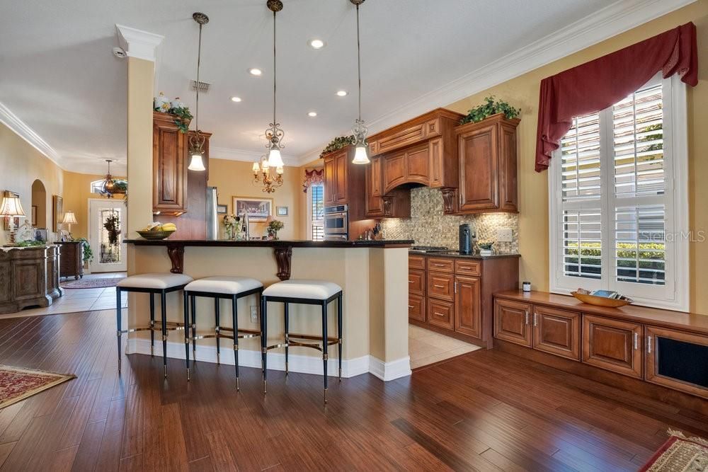 Active With Contract: $570,000 (2 beds, 2 baths, 2173 Square Feet)