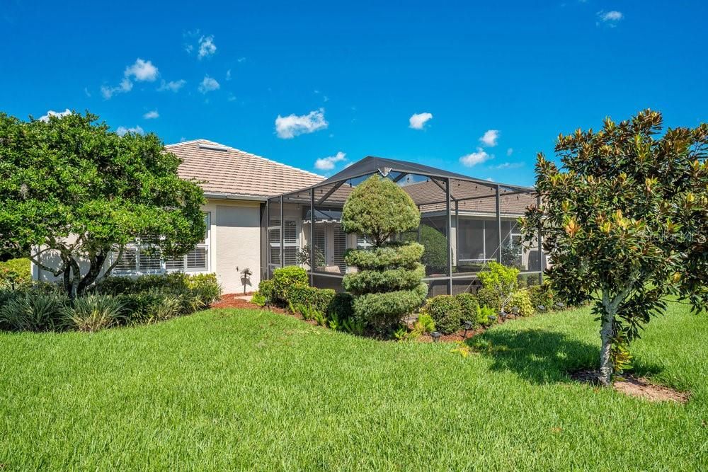 Active With Contract: $570,000 (2 beds, 2 baths, 2173 Square Feet)