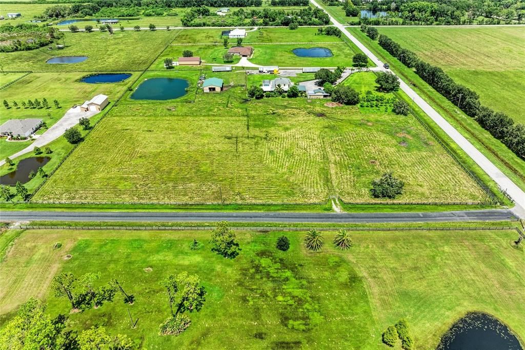 En Venta: $500,000 (5.08 acres)