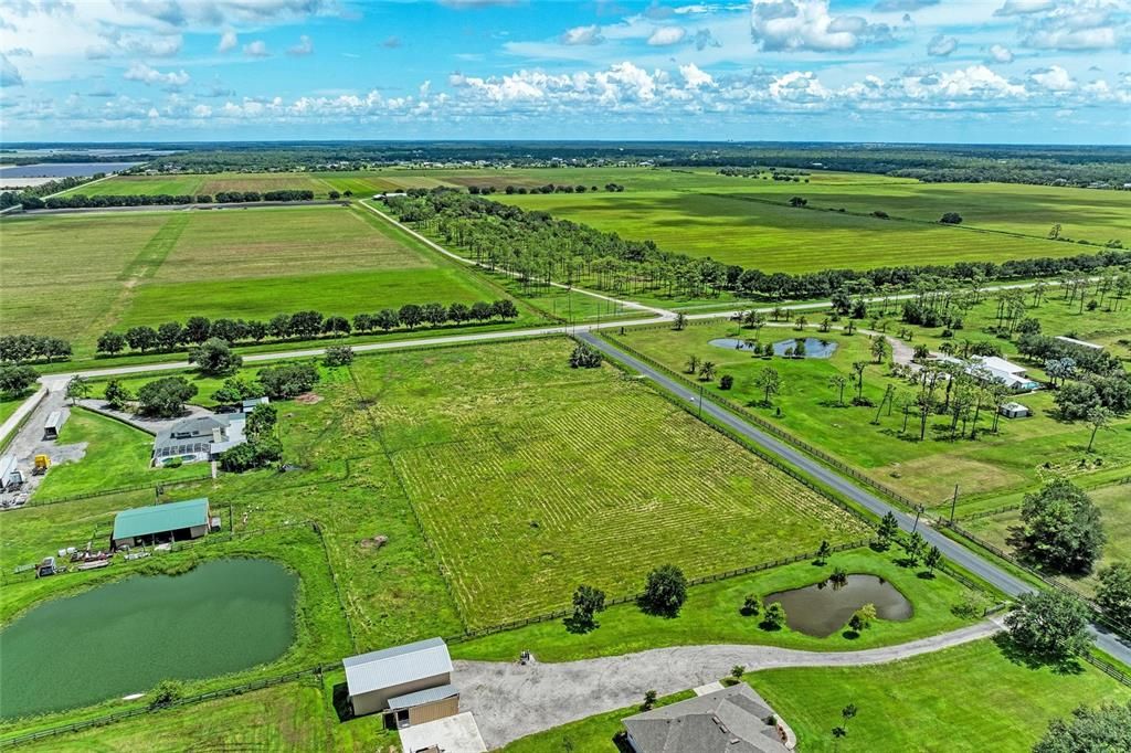 En Venta: $500,000 (5.08 acres)