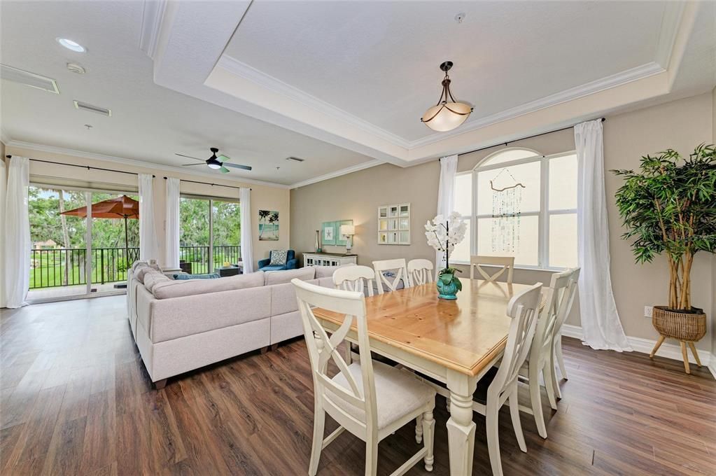 For Sale: $499,000 (4 beds, 3 baths, 2828 Square Feet)