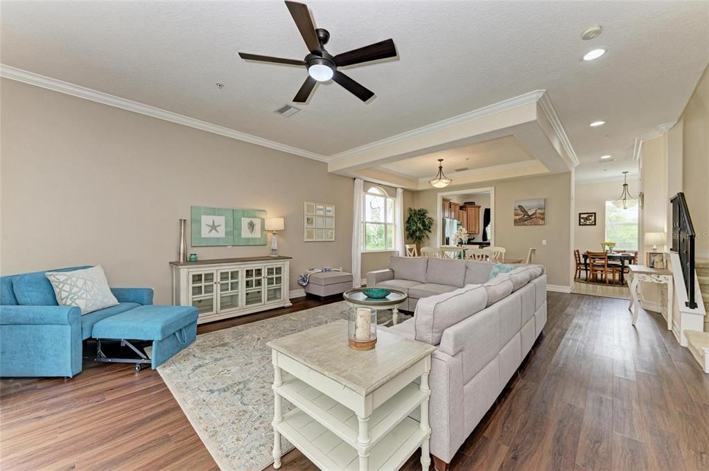 For Sale: $499,000 (4 beds, 3 baths, 2828 Square Feet)