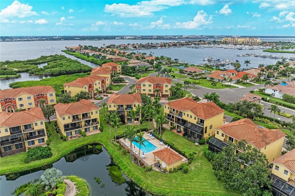 For Sale: $499,000 (4 beds, 3 baths, 2828 Square Feet)