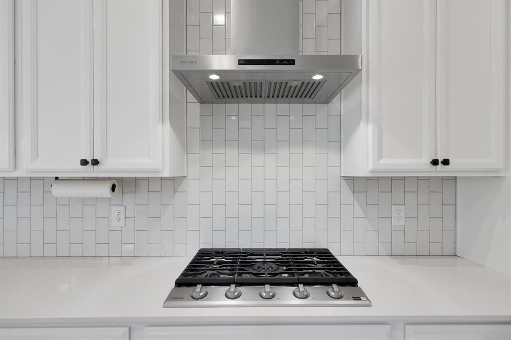 待售: $610,000 (6 贝兹, 3 浴室, 2875 平方英尺)