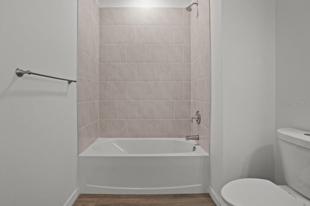 En Venta: $569,900 (12 camas, 0 baños, 3016 Pies cuadrados)