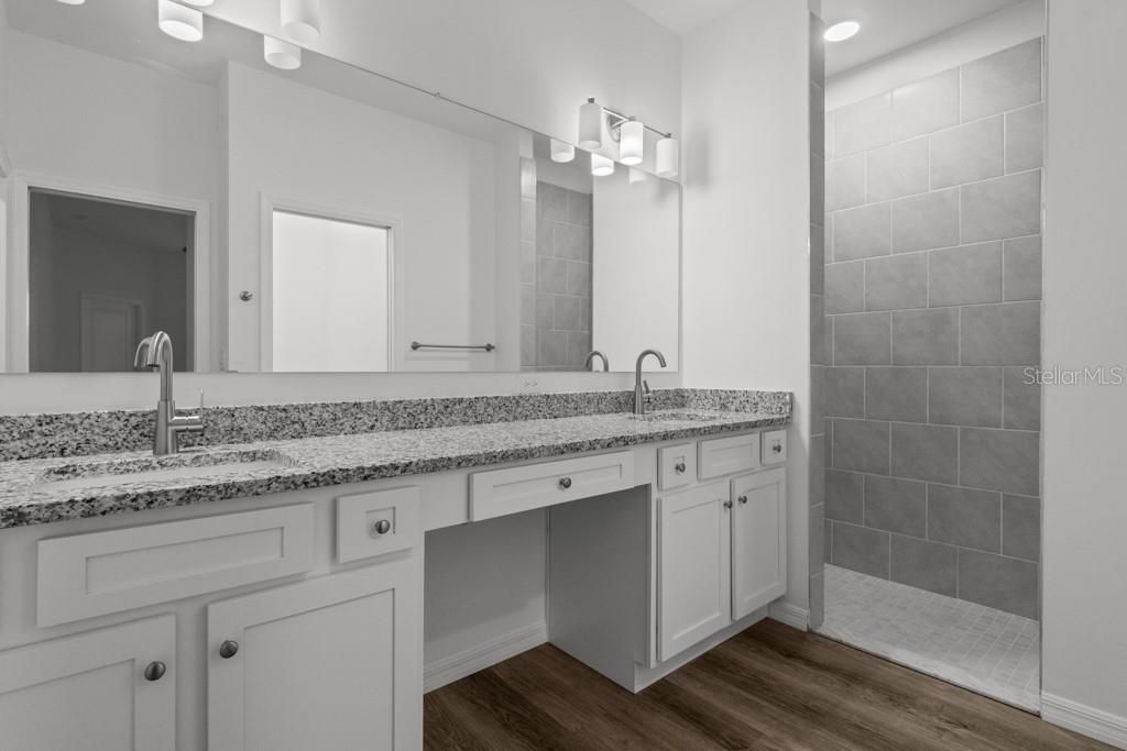 En Venta: $569,900 (12 camas, 0 baños, 3016 Pies cuadrados)