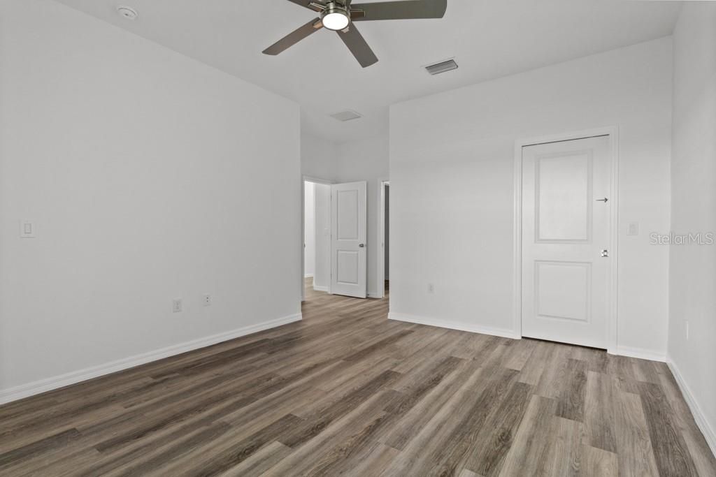 En Venta: $569,900 (12 camas, 0 baños, 3016 Pies cuadrados)