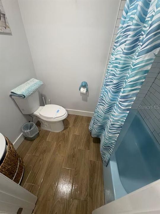 В аренду: $4,500 (4 спален, 3 ванн, 2610 Квадратных фут)