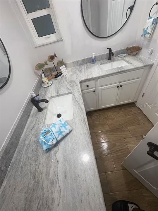 В аренду: $4,500 (4 спален, 3 ванн, 2610 Квадратных фут)