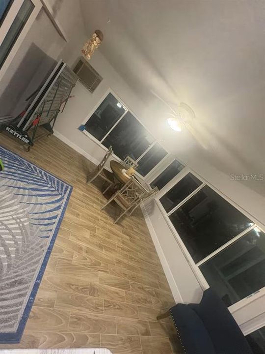 В аренду: $4,500 (4 спален, 3 ванн, 2610 Квадратных фут)