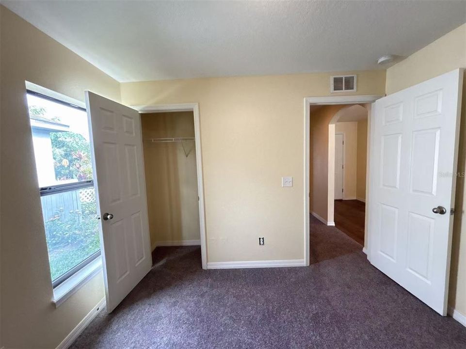 For Rent: $1,800 (3 beds, 2 baths, 1384 Square Feet)