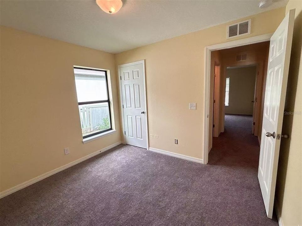 For Rent: $1,800 (3 beds, 2 baths, 1384 Square Feet)