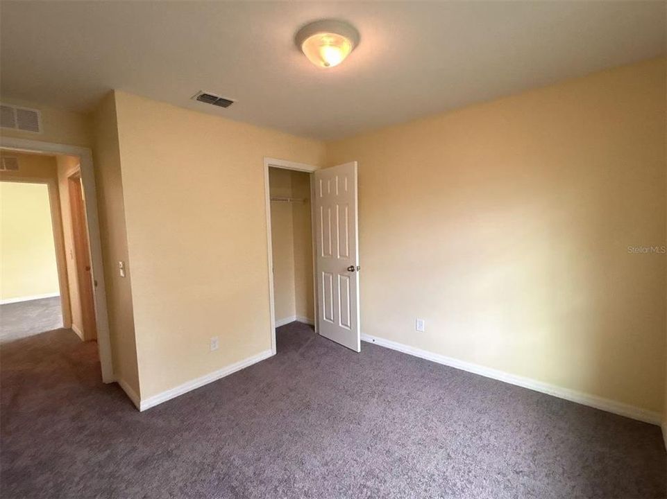 For Rent: $1,800 (3 beds, 2 baths, 1384 Square Feet)