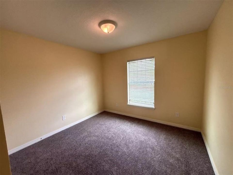 For Rent: $1,800 (3 beds, 2 baths, 1384 Square Feet)